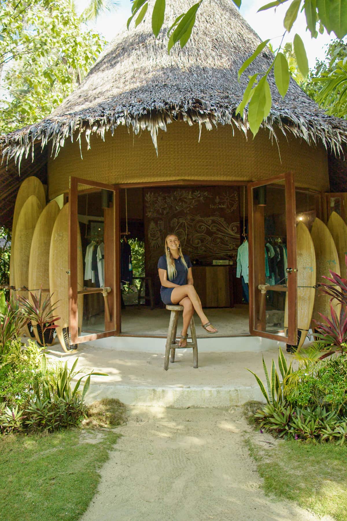 Robin-TropicSurf-Guide-and-Soul-Surfer-2 Robin-TropicSurf-Guide-and-Soul-Surfer-2