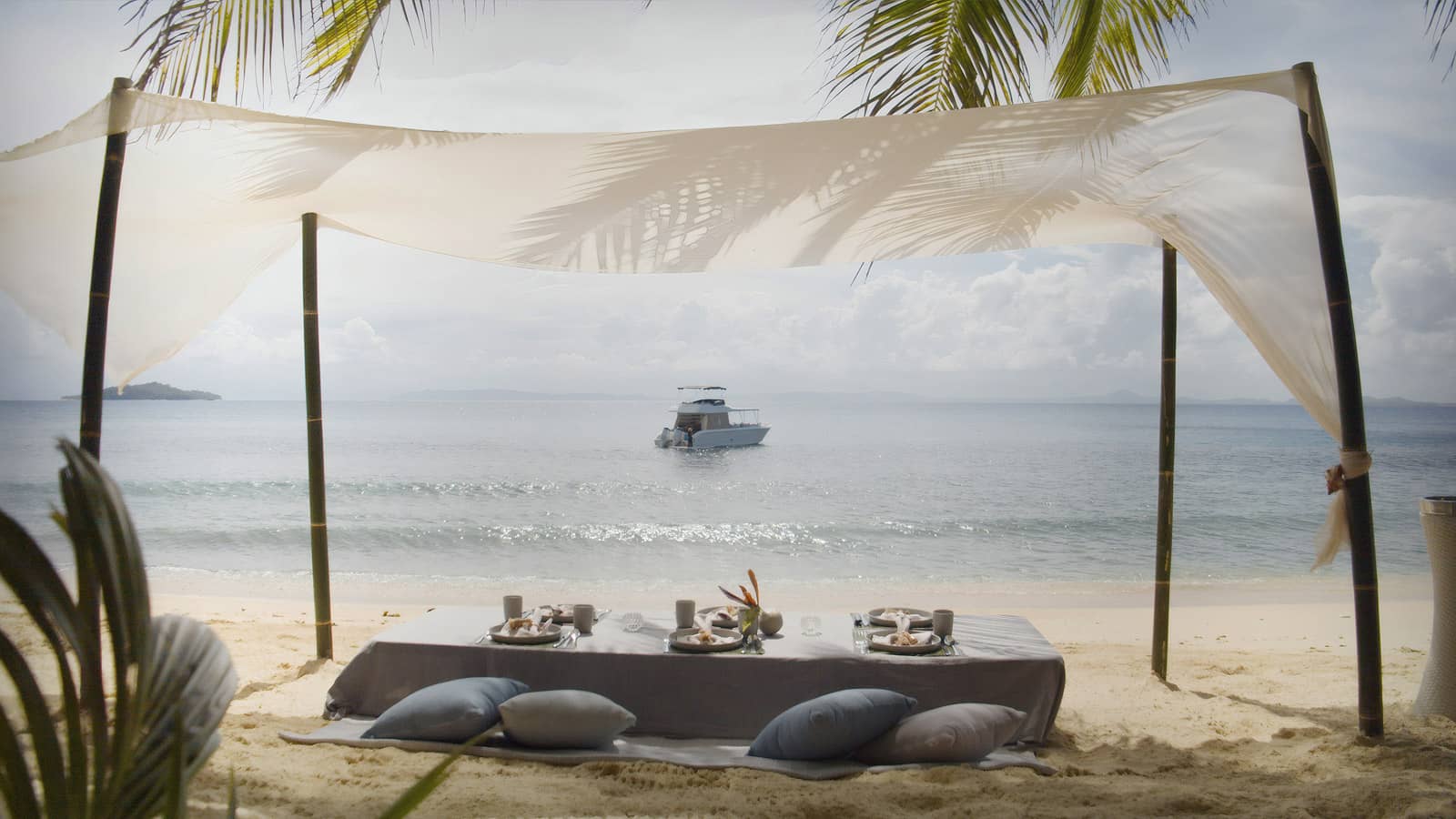 nay-palad-hideaway_honeymoon_020-1 nay-palad-hideaway_honeymoon_020-1